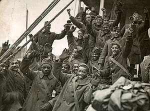 Historia: Harlemin sotasankarit