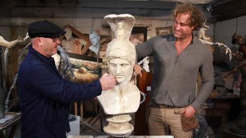 Salvage Hunters: The Restorers Royal Special