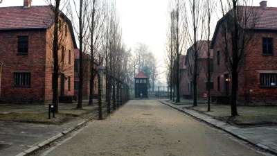 Auschwitz: Sisälle soluttautunut mies