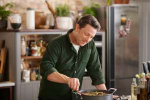 Jamie Oliver: Kaikki kokkaamaan