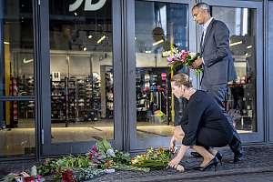 Kööpenhaminassa järjestetään muistotilaisuus ammuskelun uhreille – seuraa suorana kello 21