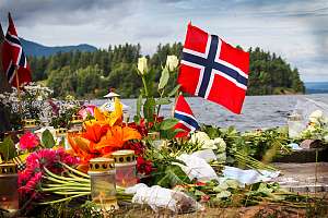 Norjan kansallinen muistotilaisuus Breivikin iskun uhreille 
