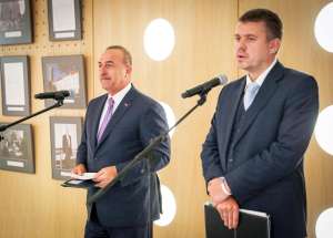 Viron ja Turkin ulkoministerit tapaavat Tallinnassa